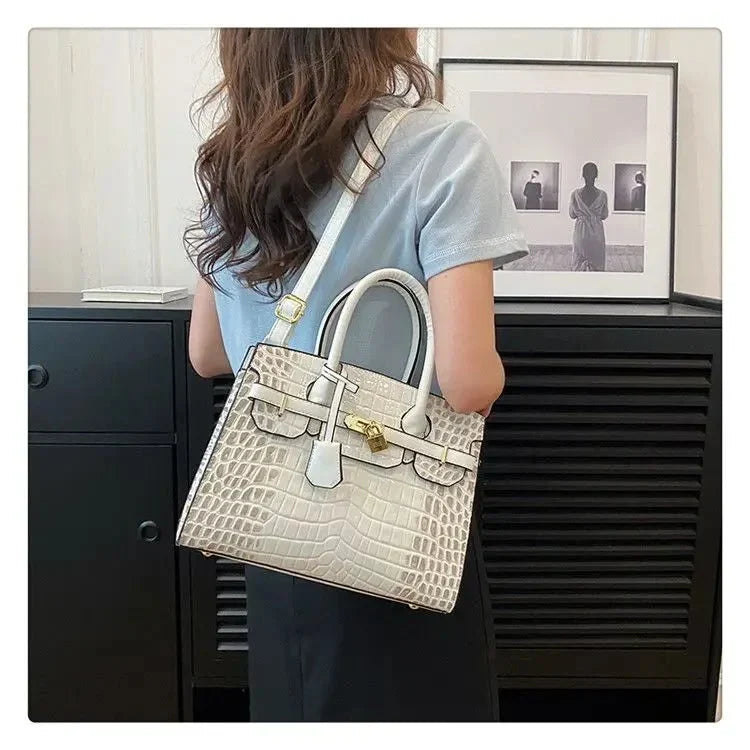 Bolso de Mujer en Piel Sintética Textura Croco Modelo Blinkin